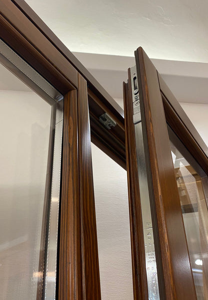 Finestra in LEGNO 2 ante